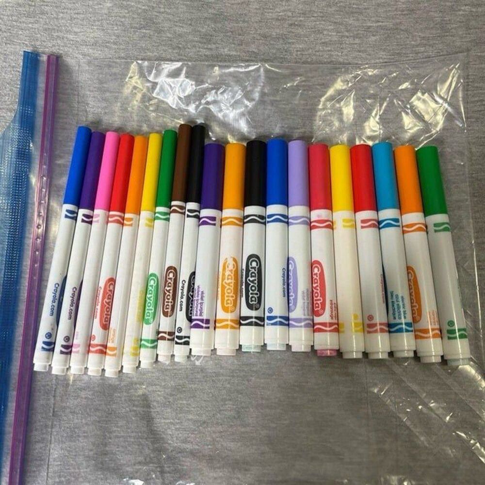 Crayola 20 PCS. Multi-Colored Markers Set